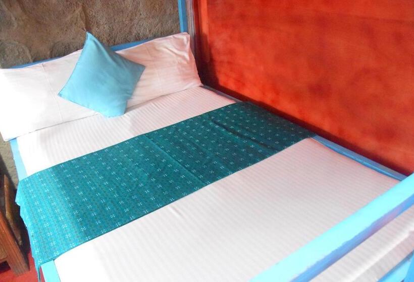 Blue Bed Hostel