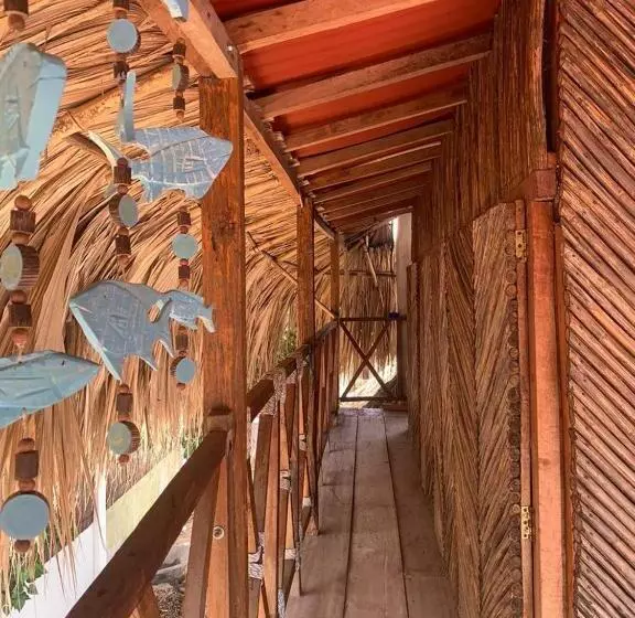 Hotelli Roots Villa