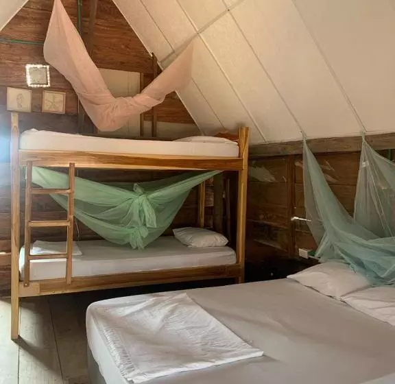 Hotelli Roots Villa