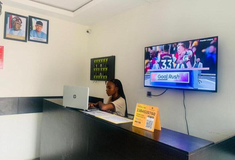 هتل Vicaries Royal