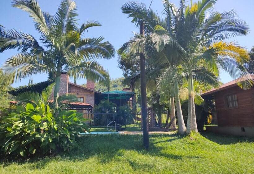 Pension Hostal El Encuentro