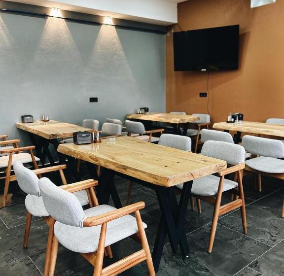 منتجع Rizzen Tatil Köyü