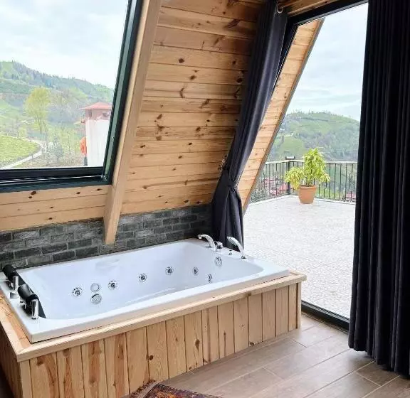 リゾートホテル Rizzen Tatil Köyü