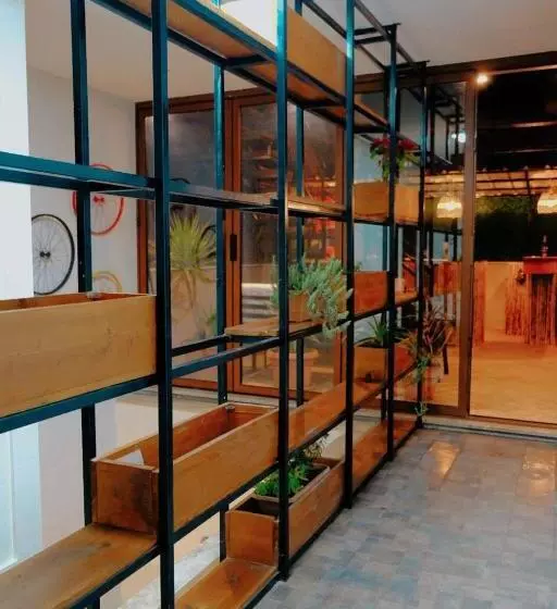 Scodrinon Hostel