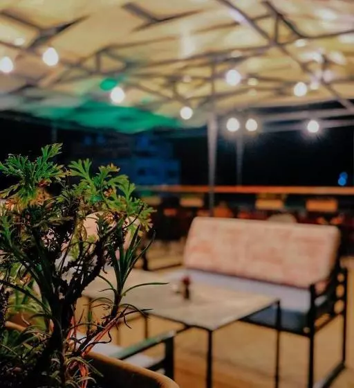 Scodrinon Hostel