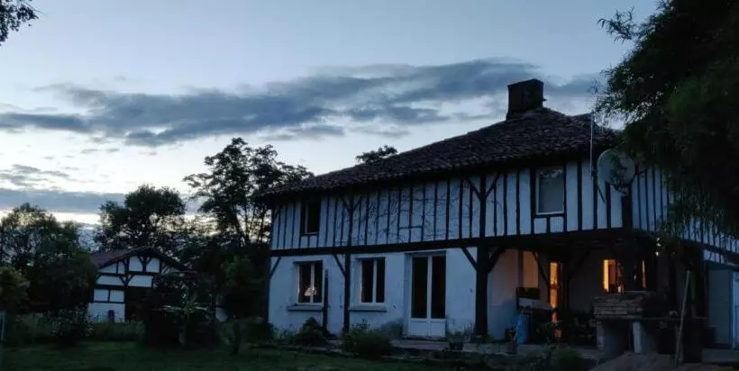 Aamiaismajoitus (B&B) Xibouette