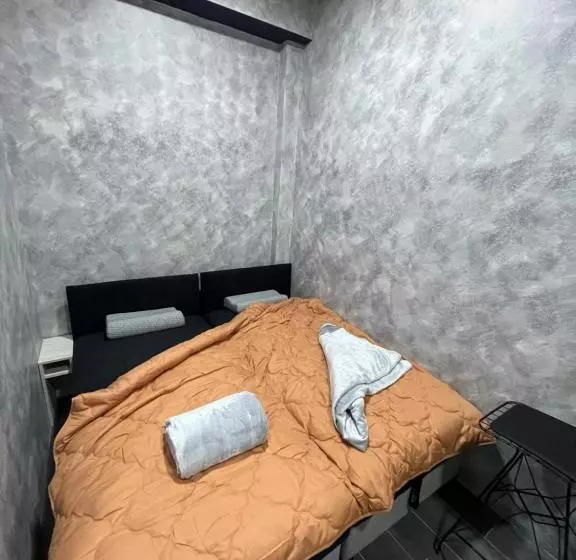 Diamond Hostel
