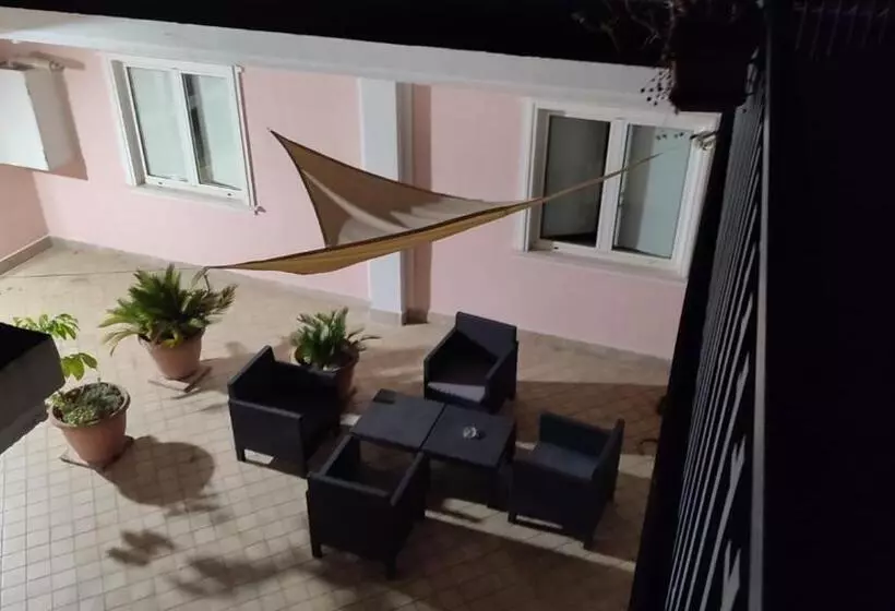 Hotelli Da Totonno
