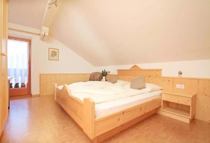 ホテル Oberhuberhof Rodeneck