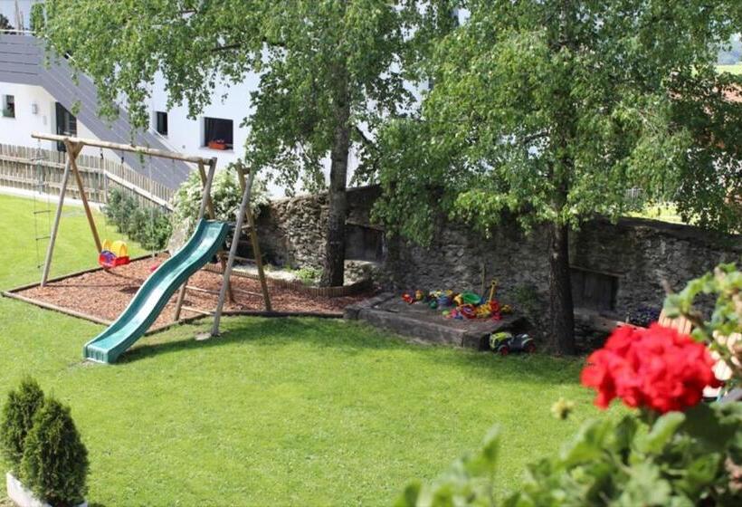 ホテル Oberhuberhof Rodeneck