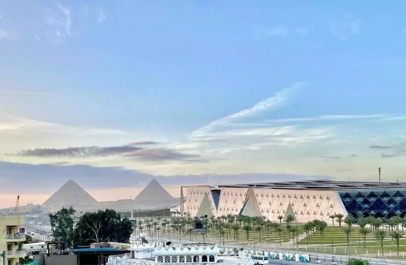 هتل Royal Gem View