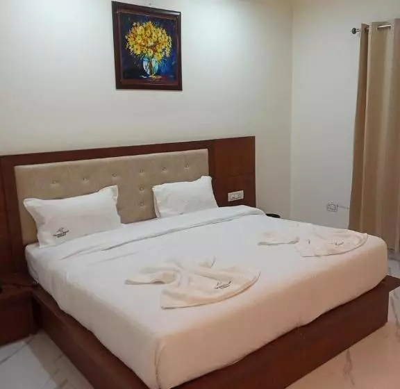 ホテル The Amur Falcon Inn & Resorts
