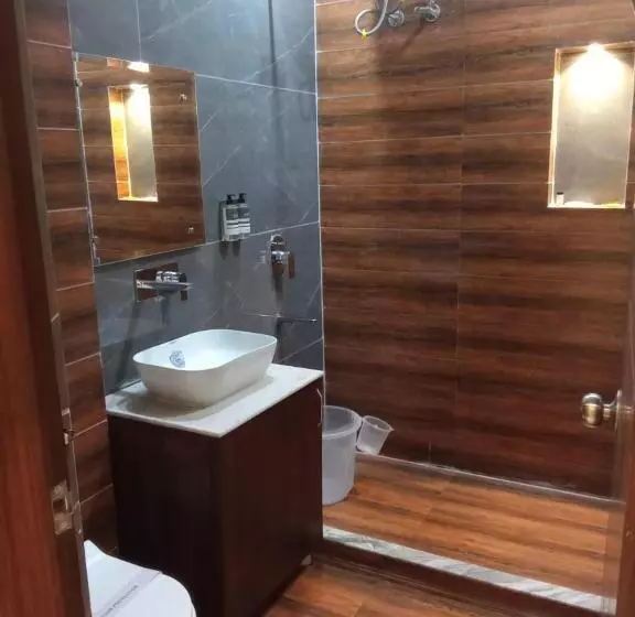ホテル The Amur Falcon Inn & Resorts