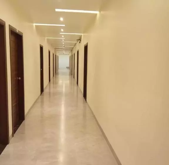 ホテル The Amur Falcon Inn & Resorts