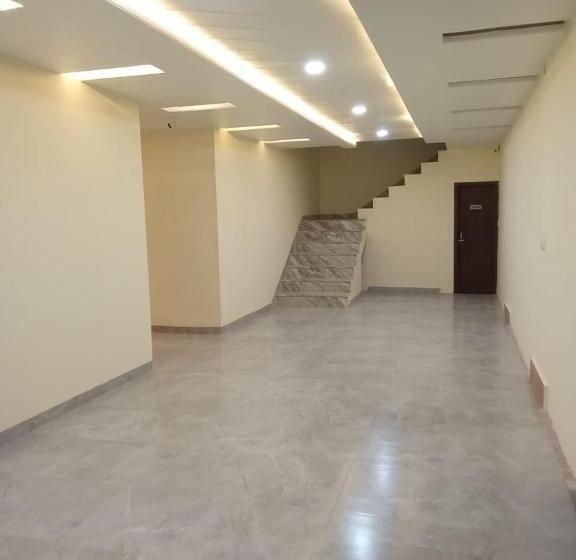 בית מלון כפרי The Amur Falcon Inn & Resorts