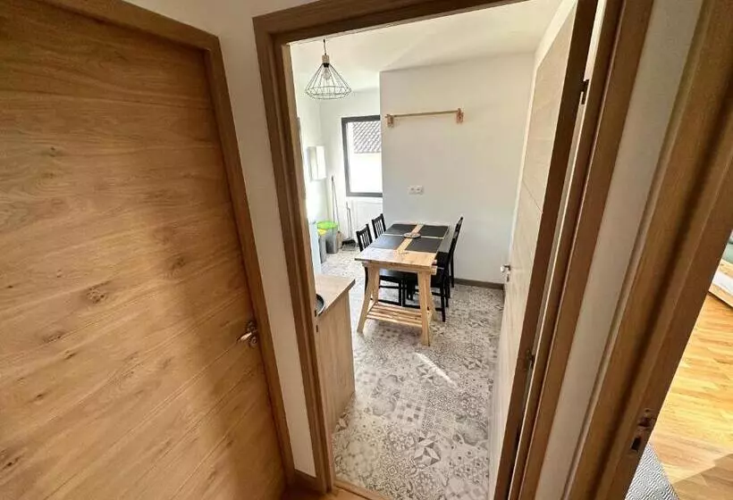 Majatalo Chambre Privée Au Calme   Proche Gare   Parking Gratuit