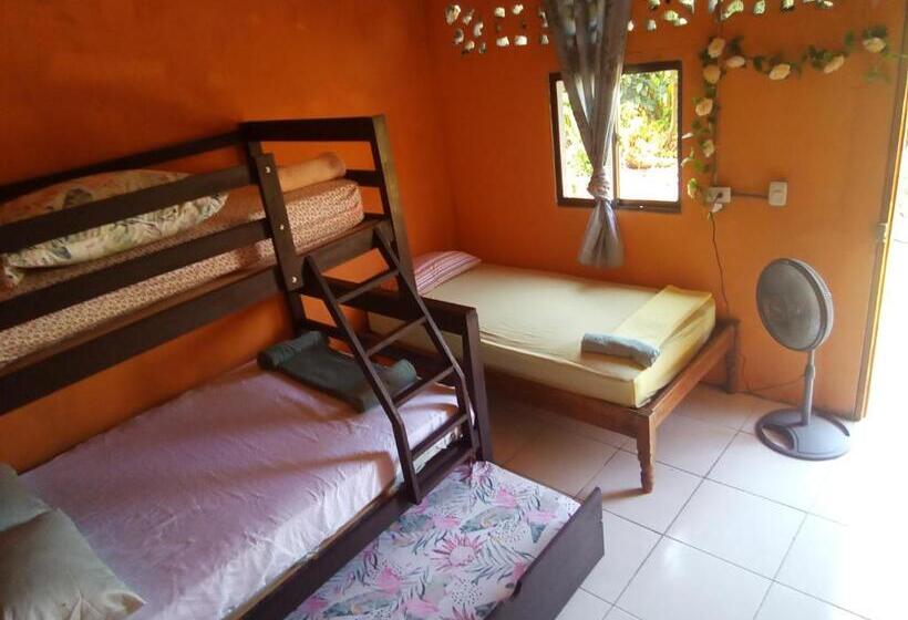 펜션 Cocibolca House B&b