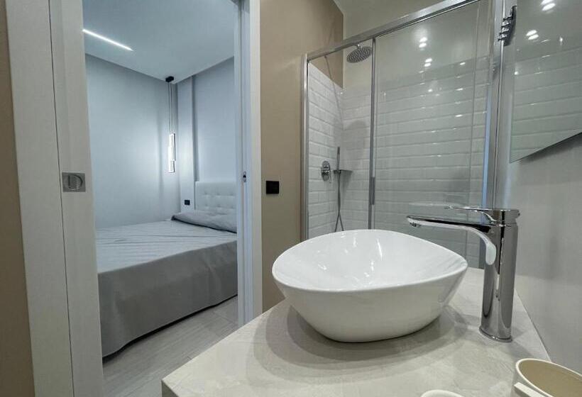 膳宿费 Magenta Rooms