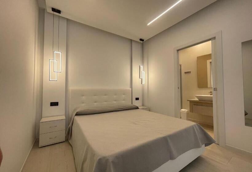 膳宿费 Magenta Rooms