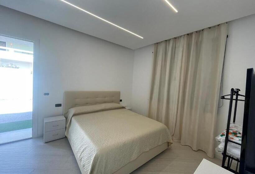 膳宿费 Magenta Rooms