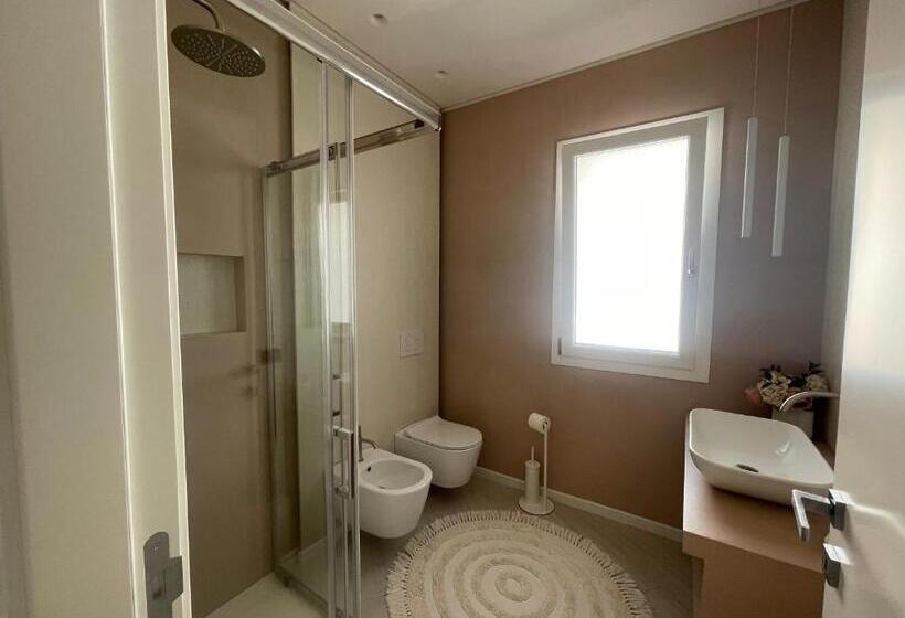 膳宿费 Magenta Rooms