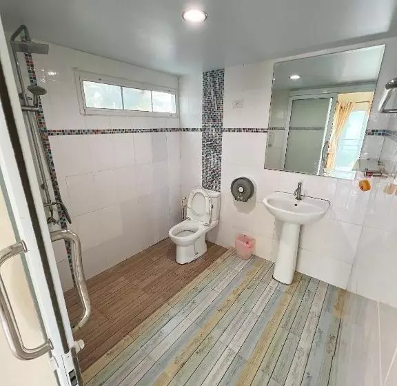 Lomakeskus พายเนอรี รีสอร์ท @แหล่มแท่น