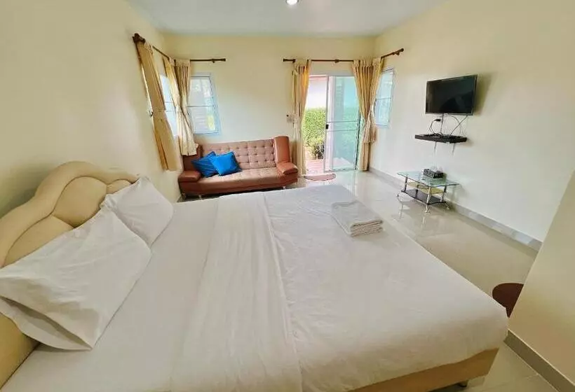 Lomakeskus พายเนอรี รีสอร์ท @แหล่มแท่น