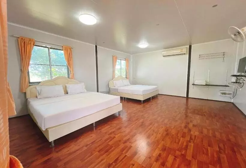 Lomakeskus พายเนอรี รีสอร์ท @แหล่มแท่น