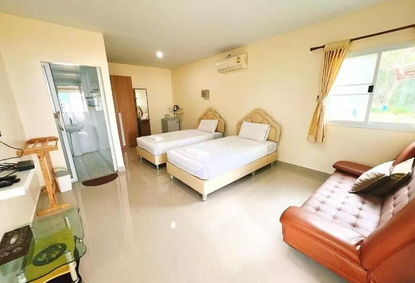 Lomakeskus พายเนอรี รีสอร์ท @แหล่มแท่น