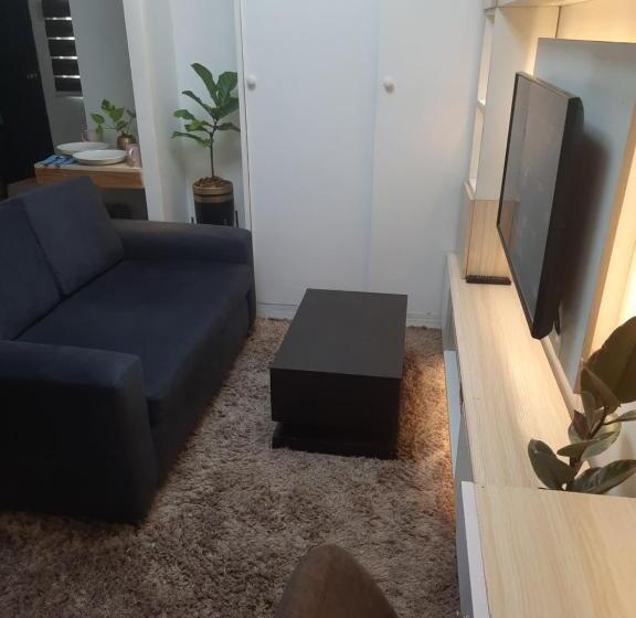 הוסטל The S&s Staycation