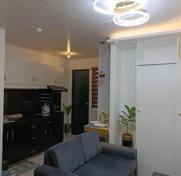 הוסטל The S&s Staycation