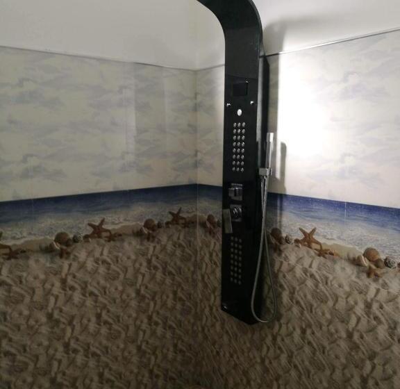 تختخواب و صبحانه Anusha Holiday Inn