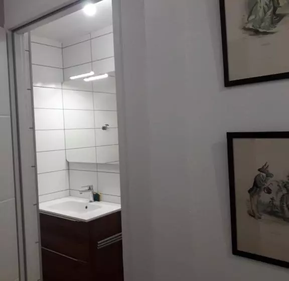 ベッドアンドブレックファースト Chambre D Hôtes Aux Oiseaux