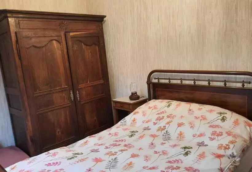 ベッドアンドブレックファースト Chambres D’hôtes Les Melogottes