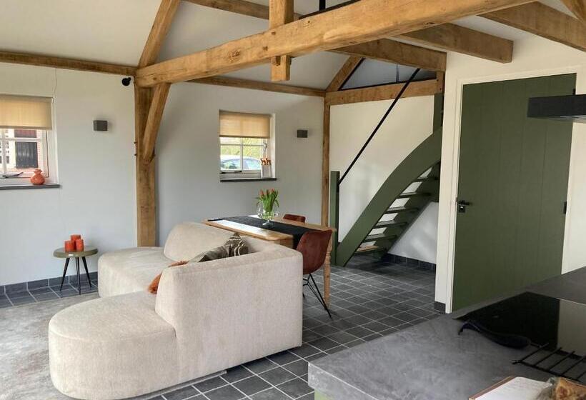 ベッドアンドブレックファースト De Rheebok