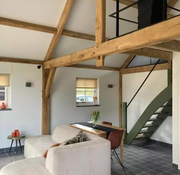 ベッドアンドブレックファースト De Rheebok