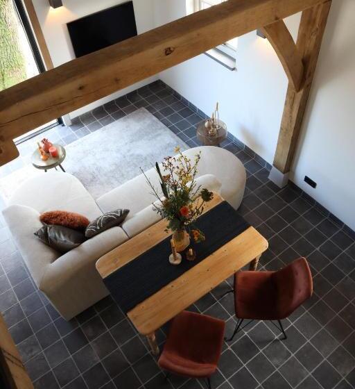 ベッドアンドブレックファースト De Rheebok