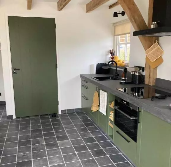 ベッドアンドブレックファースト De Rheebok