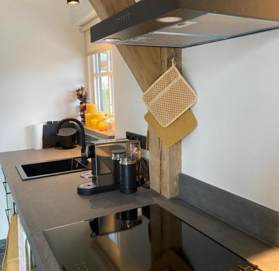 ベッドアンドブレックファースト De Rheebok