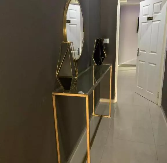 تختخواب و صبحانه Senatla Guest Inn