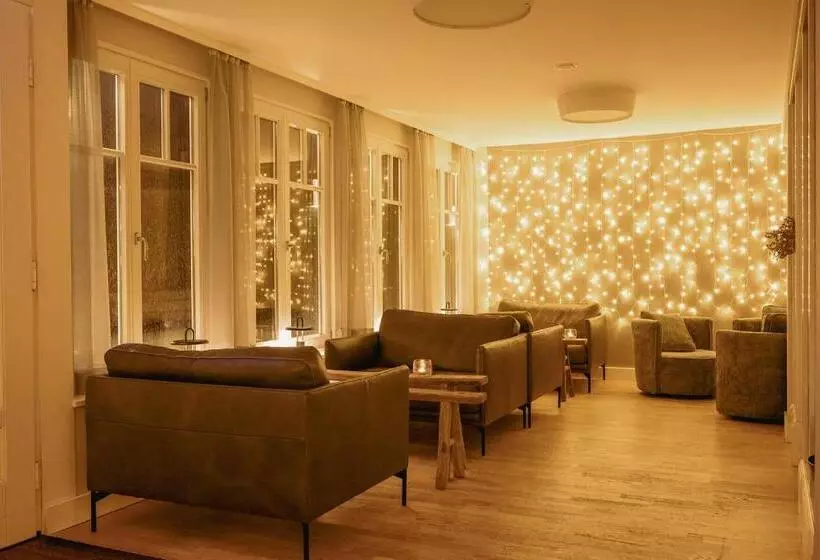 Hotelli Der Charlottenhof