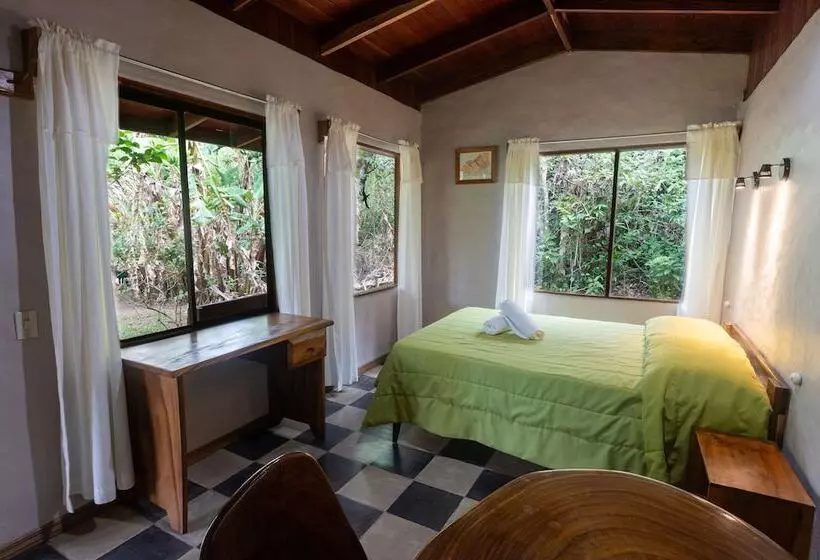ホテル Elida Lodge Monteverde