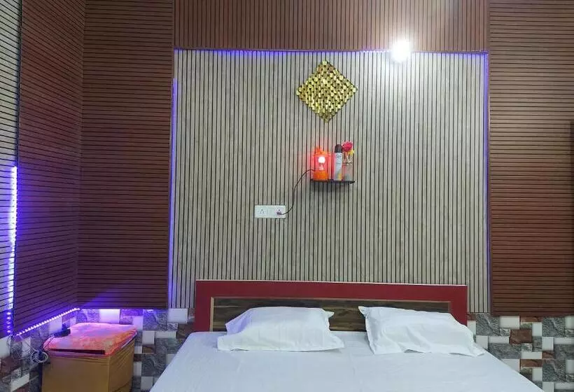Hotelli Sanjay Resort And