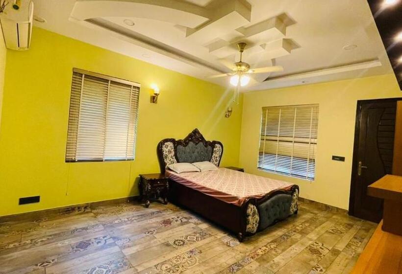 酒店 Shashi Farms For Pool Parties And Stays