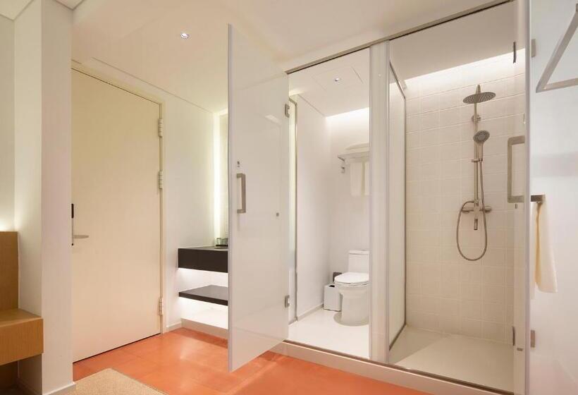 Otel Yolo Vacation Homestay