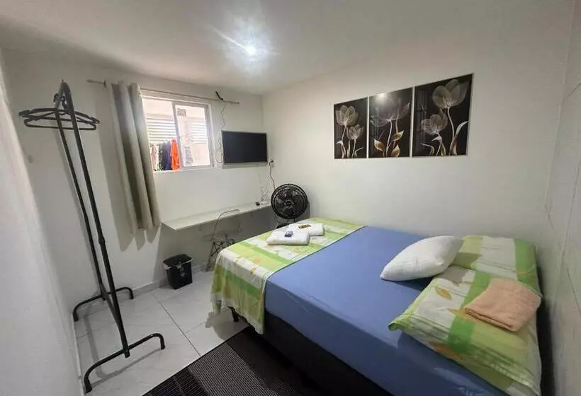 Majatalo Cantinho Aconchegante   Quarto 02 Ar Condicionado