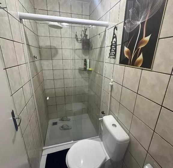 Majatalo Cantinho Aconchegante   Quarto 02 Ar Condicionado