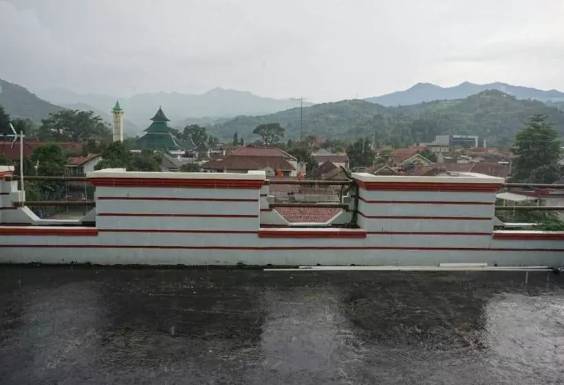 Pensió Cipada Guesthouse Syariah