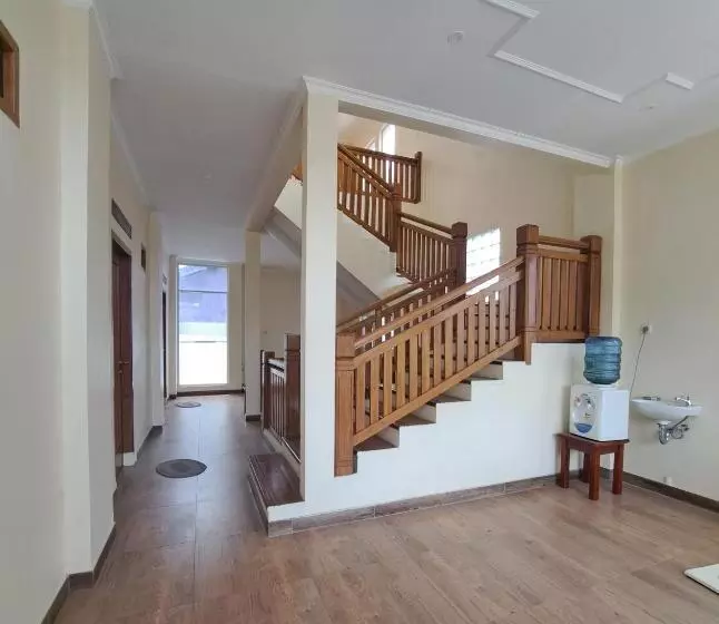 Pensió Cipada Guesthouse Syariah