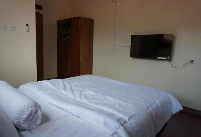 Pensió Cipada Guesthouse Syariah